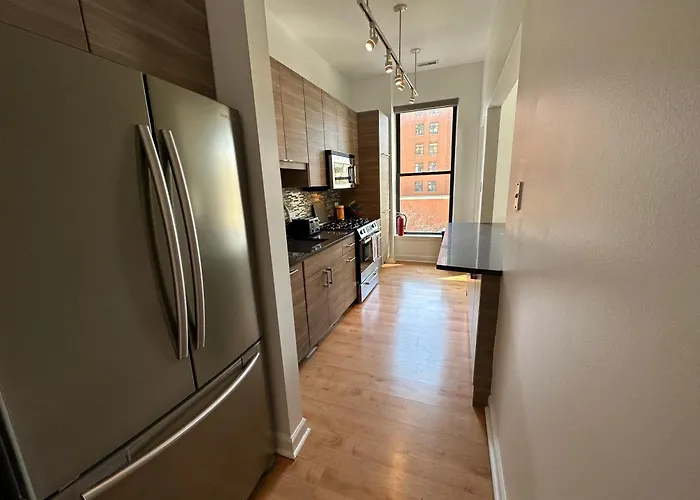 Сasa de vacaciones River North Hideaway With Amazing Views And Parking Chicago